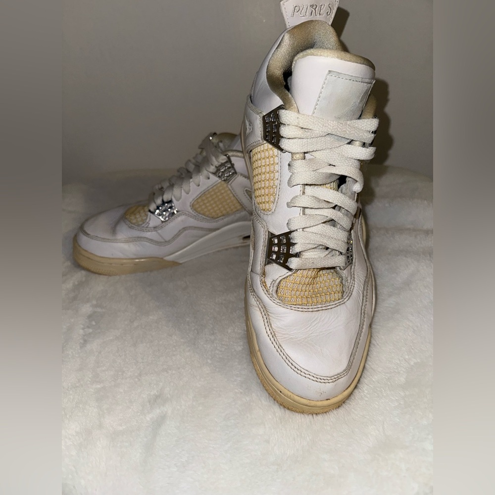 Air Jordan 4 Retro Pure Vintage Look  Size 9.5